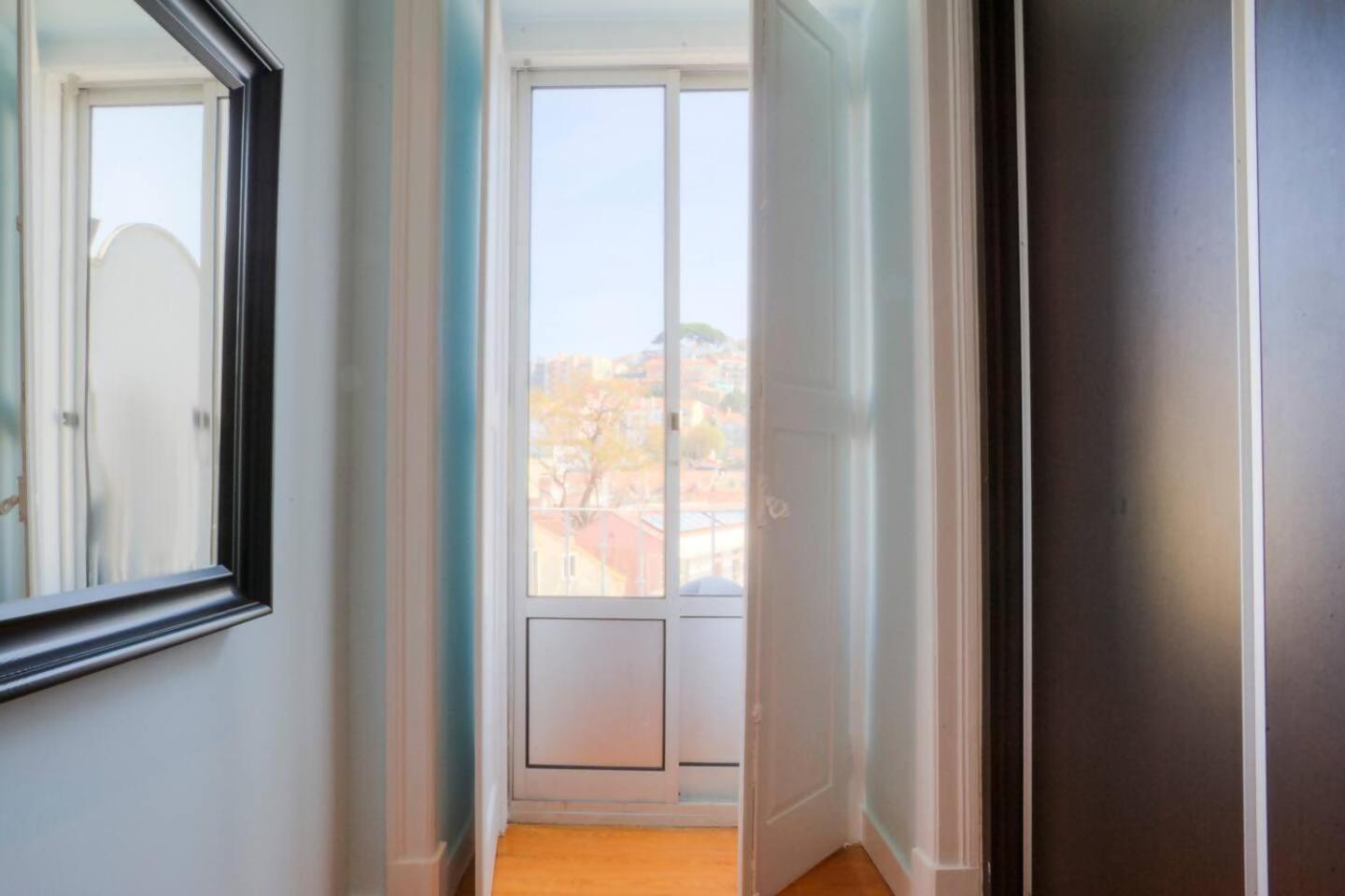 Lisbon Martim Moniz Apartment Buitenkant foto